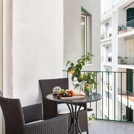 La Maison Des Le Monde