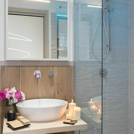 La Maison Des Tout Le Monde Guest house